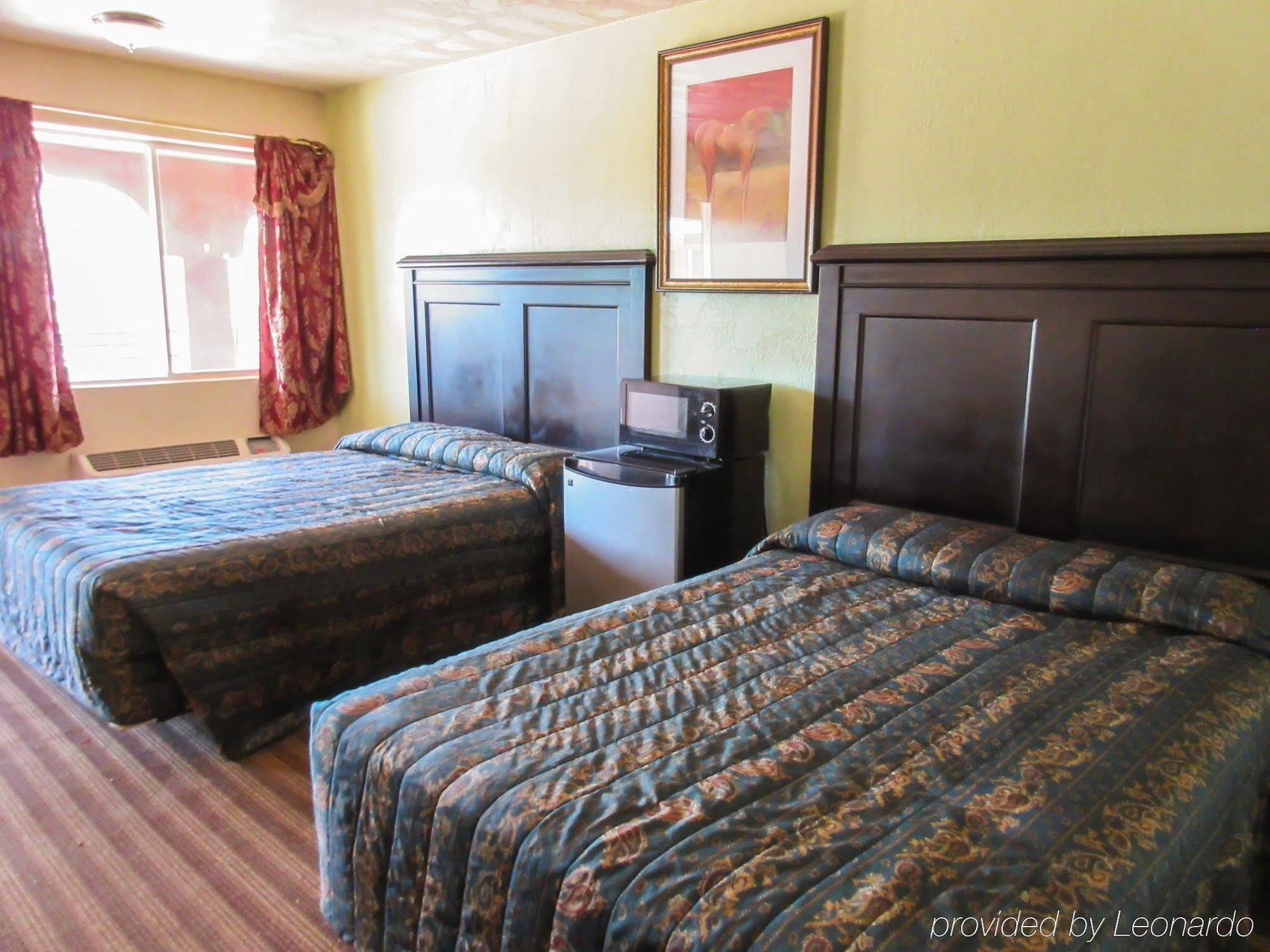 Hotel Alien Pecos